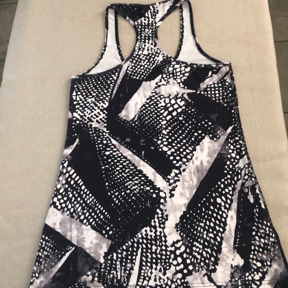 Lululemon thank top - Picture 3 of 4